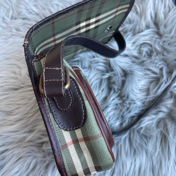 "Rare" Vintage Burberry Crossbody NovaCheck - Picture 6 of 16